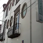 Residencial Chafariz /queimada Гостевой дом Фуншал