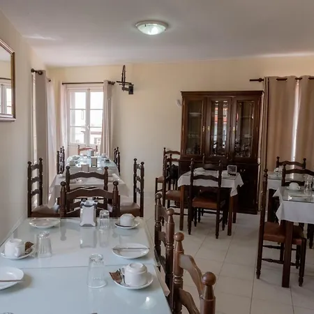 Guest house Residencial Chafariz /queimada