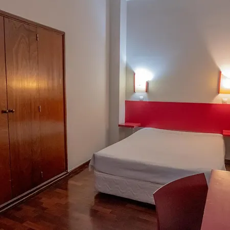 Guest house Residencial Chafariz /queimada *