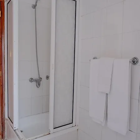 Guest house Residencial Chafariz /queimada Funchal (Madeira)