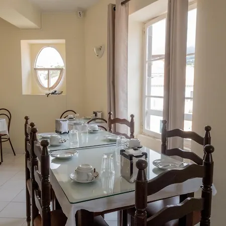 Residencial Chafariz /queimada Guest house